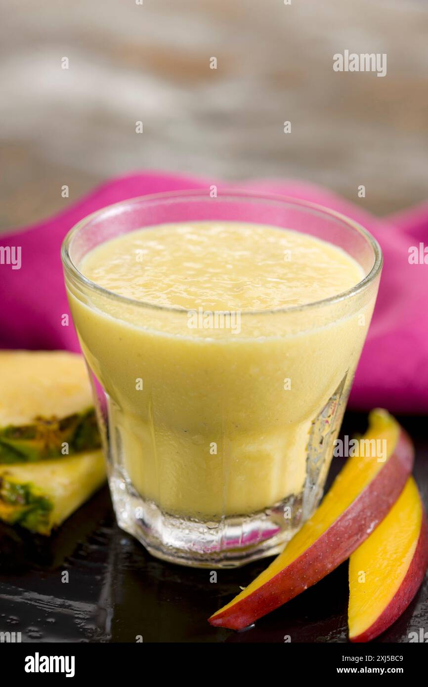 Pineapple mango banana hi-res stock photography and images - Alamy