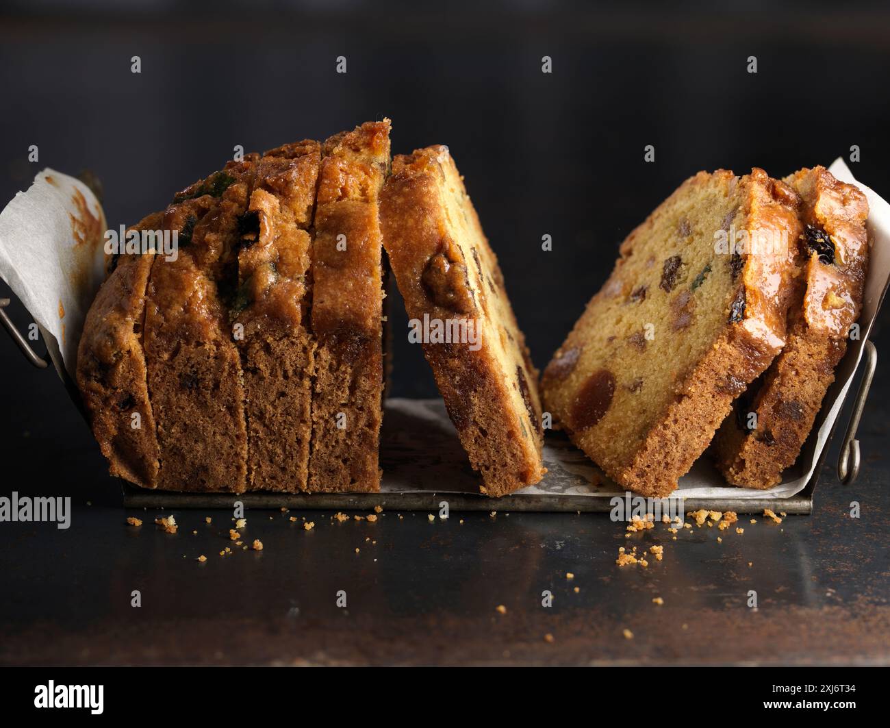 Cake sliced fruit hi-res stock photography and images - Alamy