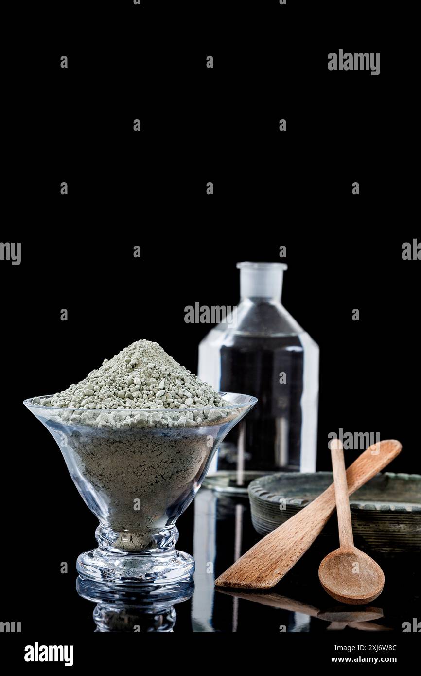 Clay argil hi-res stock photography and images - Alamy