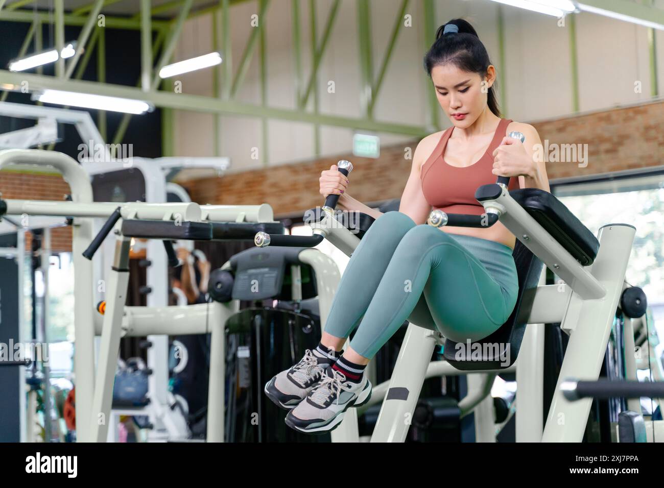 Knee raise abs sale