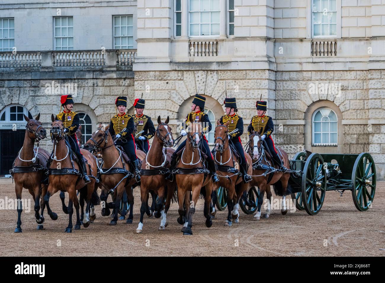 London, UK. 16th July, 2024. Kings troop RHA perform a musical ride ...