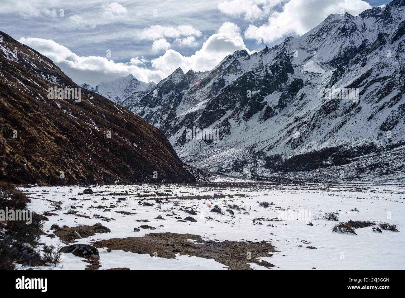 Wandern himalayas hi-res stock photography and images - Alamy