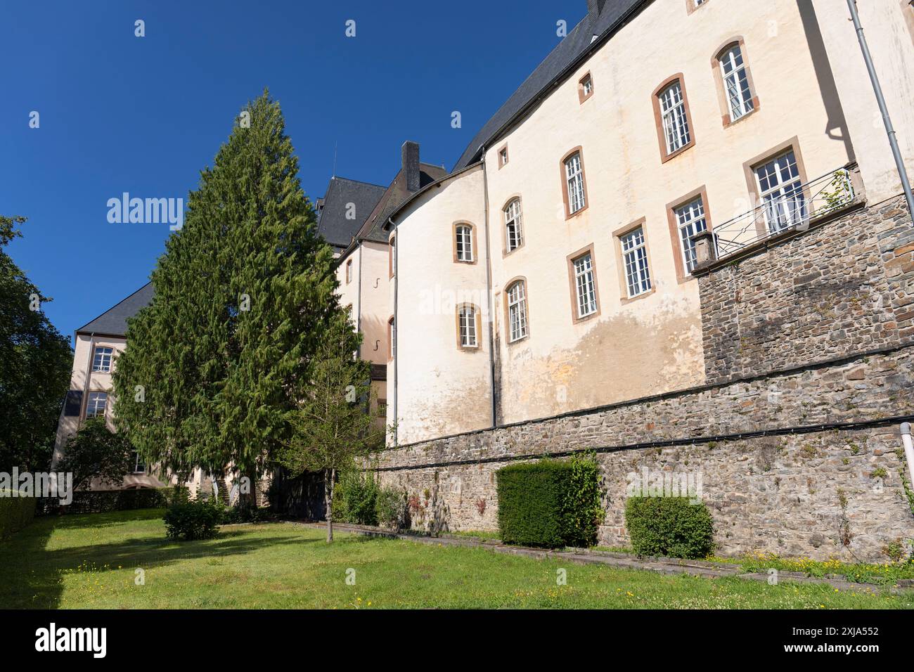 Europe, Luxembourg, Wiltz, Schlass Wolz (Wiltz Castle) with the Rear Elevation of the Building and Gardens Stock Photo