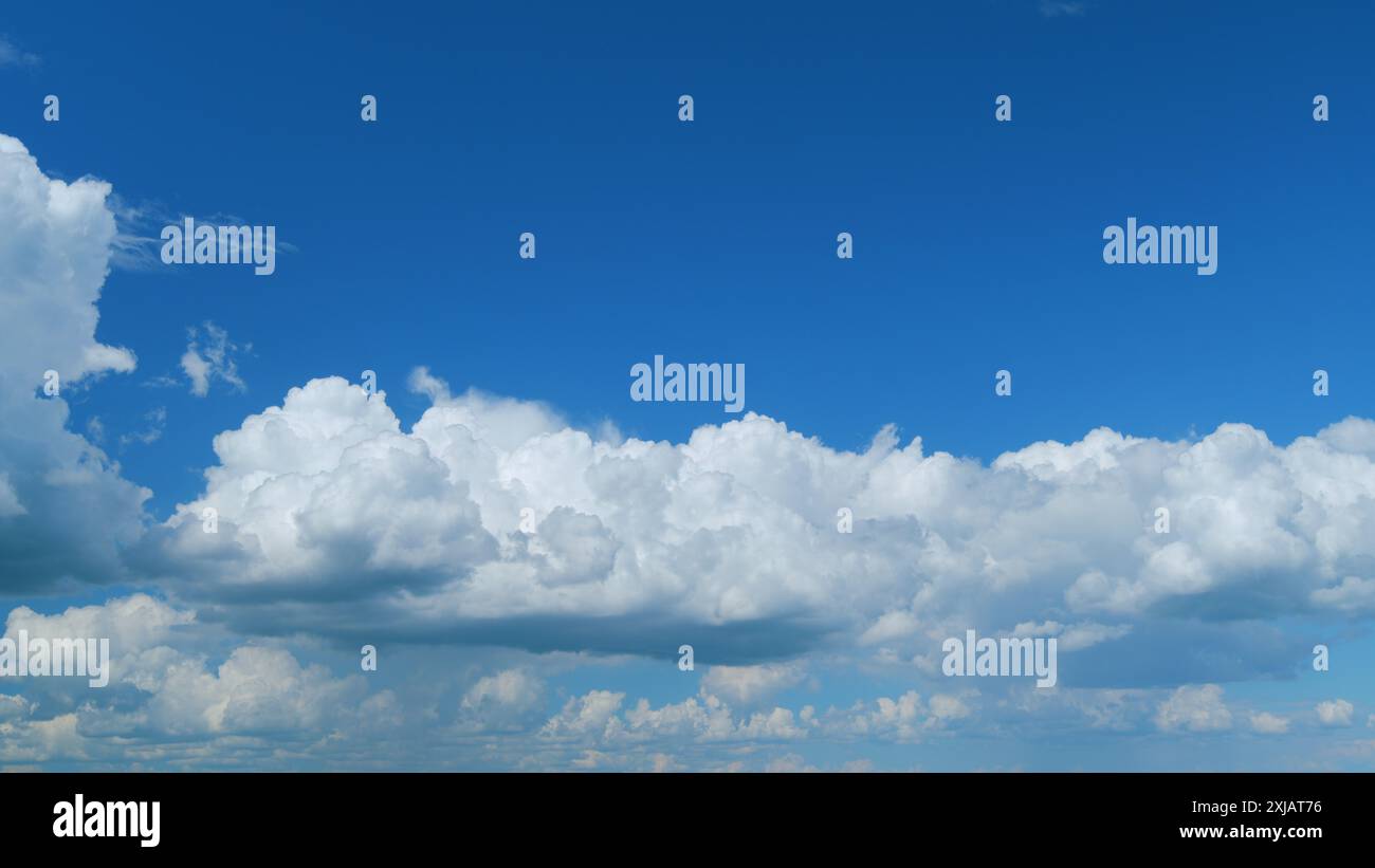 Time lapse sky clouds after hi-res stock photography and images - Alamy