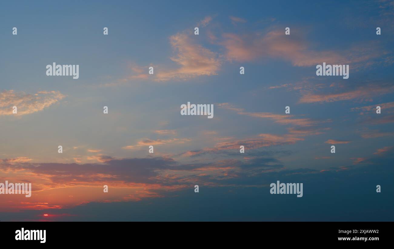 Time lapse rays light burst hi-res stock photography and images - Alamy