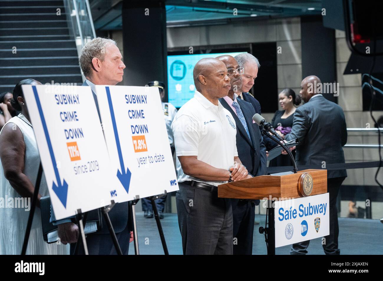 Mayor Eric Adams makes subway safety related announcement at Fulton ...