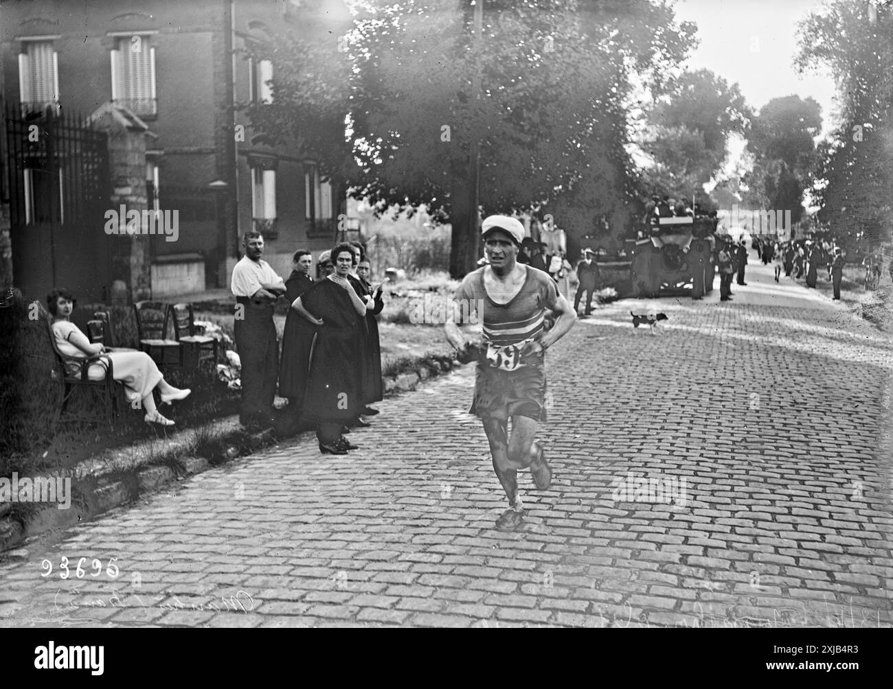 France 1924 in paris hi-res stock photography and images - Alamy