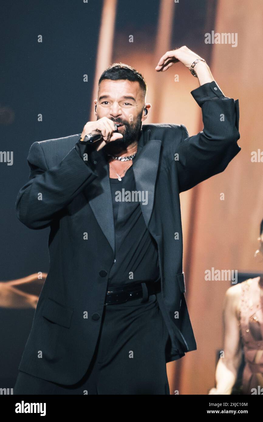 Latin pop singer ricky martin hi-res stock photography and images - Alamy