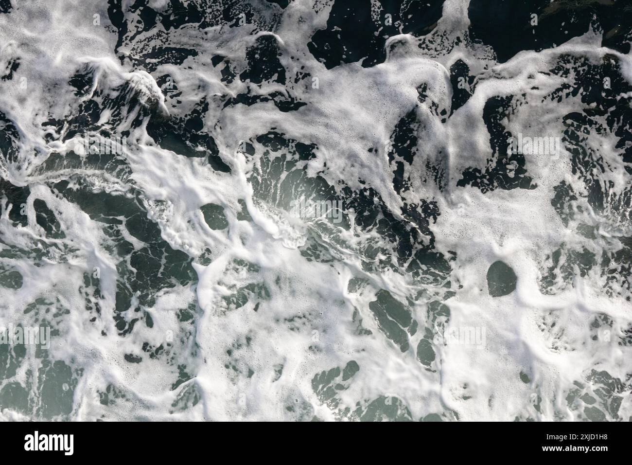 Waves water pacific ocean sea hi-res stock photography and images - Alamy