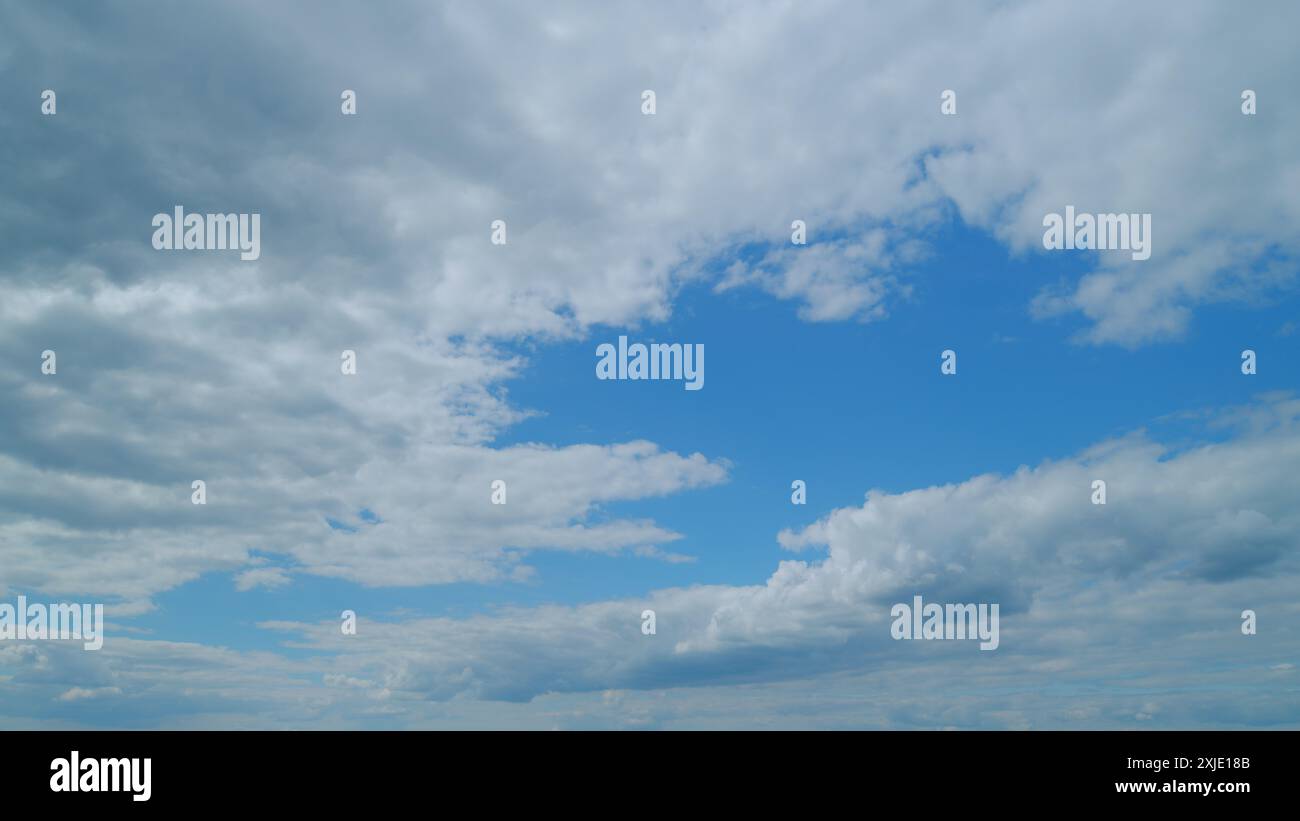 Time lapse white clouds float hi-res stock photography and images - Alamy