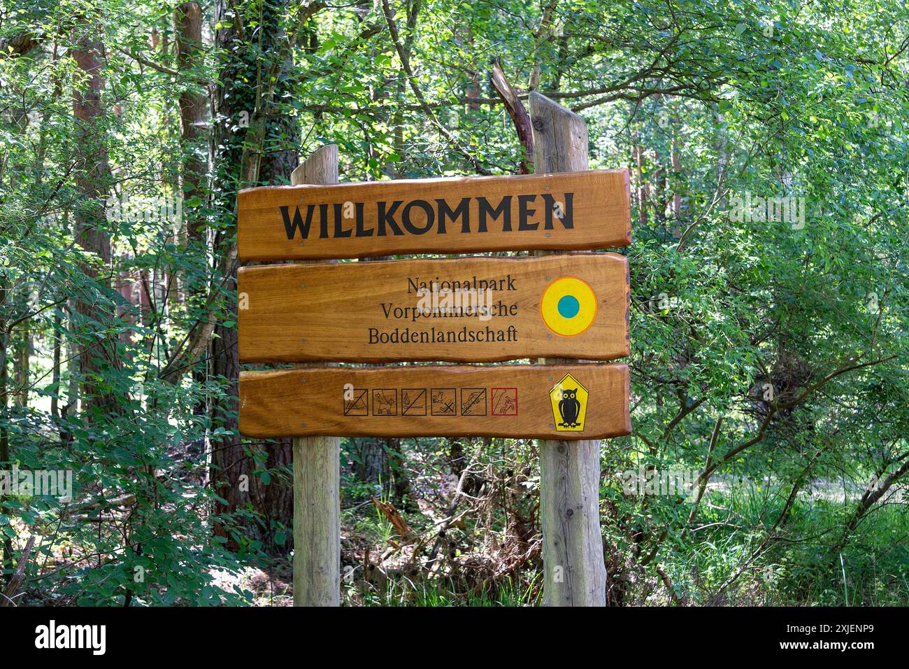 Northern lighthouse board sign hi-res stock photography and images - Alamy