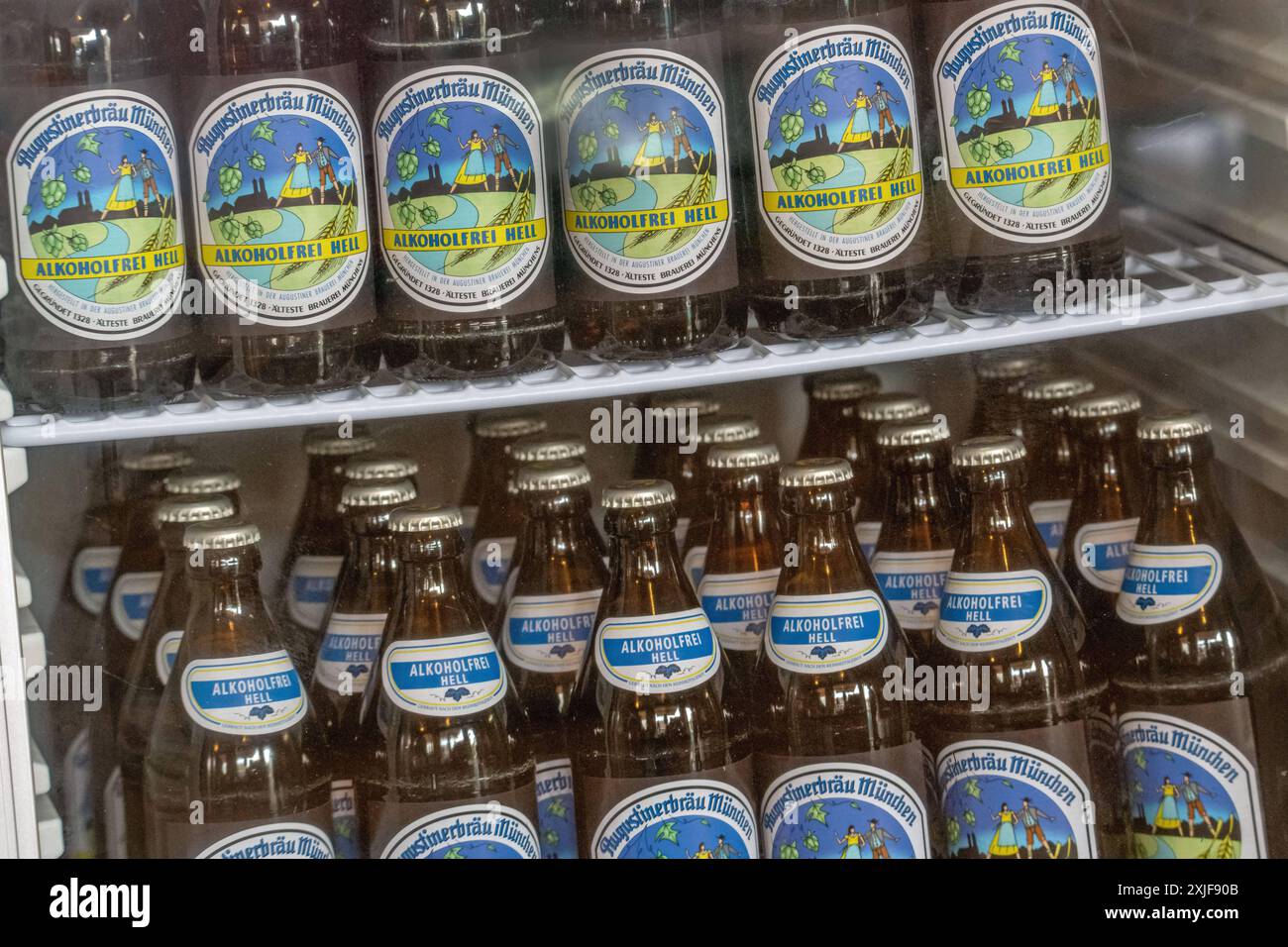 Kühlschrank voller Augustiner alkoholfrei, erster alkoholfreier ...