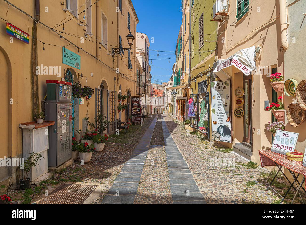 Sardinian street hi-res stock photography and images - Alamy