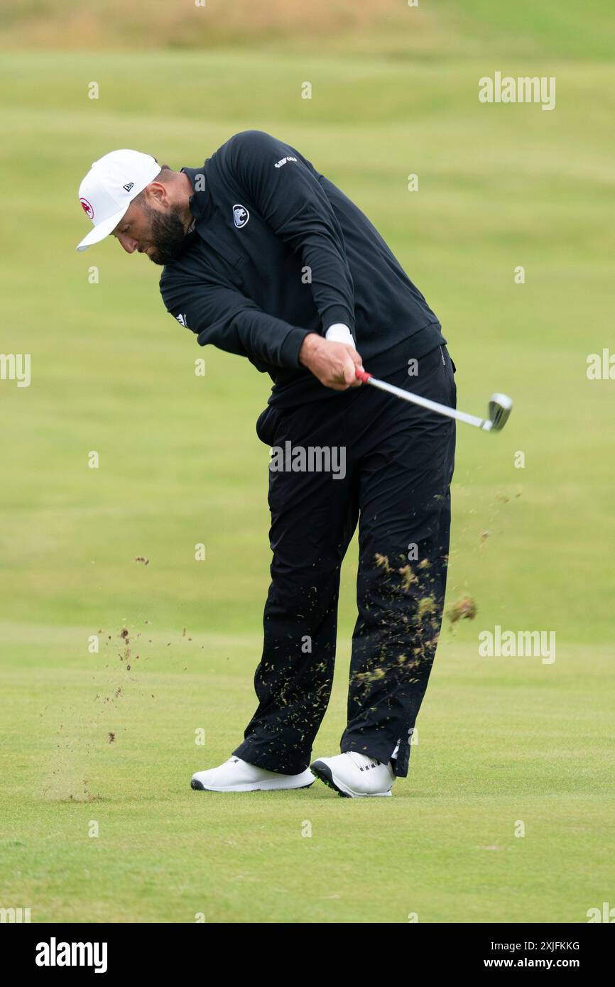 Establishing Momentum at Royal Troon Establishing Momentum at Royal Troon