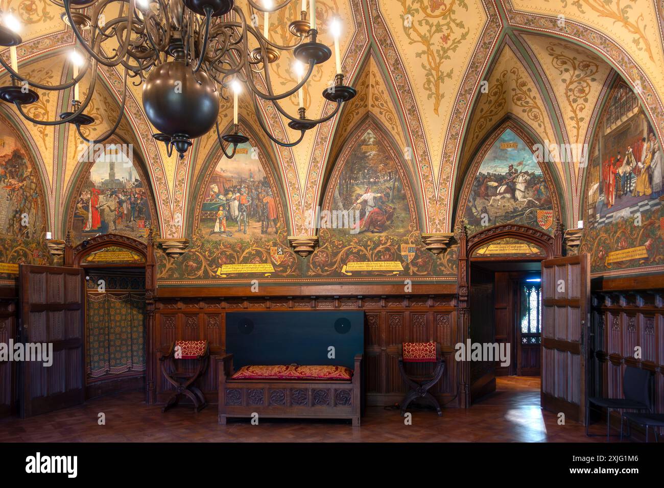 Wall paintings by Belgian painter Victor Lagye in Knight’s hall at Kasteel van Gaasbeek, renovated medieval castle in Lennik, Flemish Brabant, Belgium Stock Photo