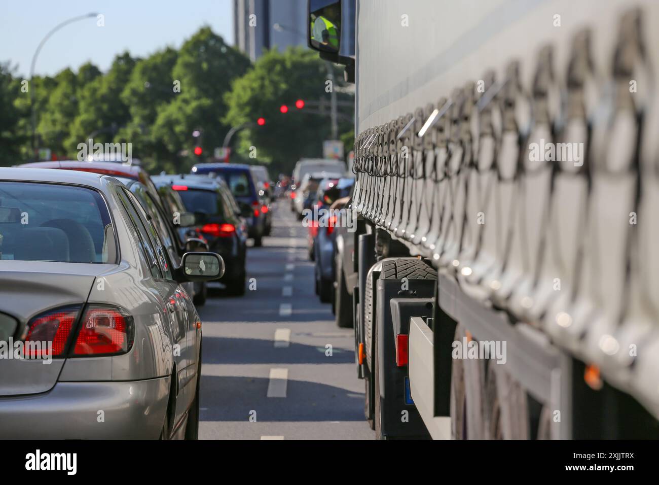 Car cars vehicle vehicles truck hi-res stock photography and images - Alamy