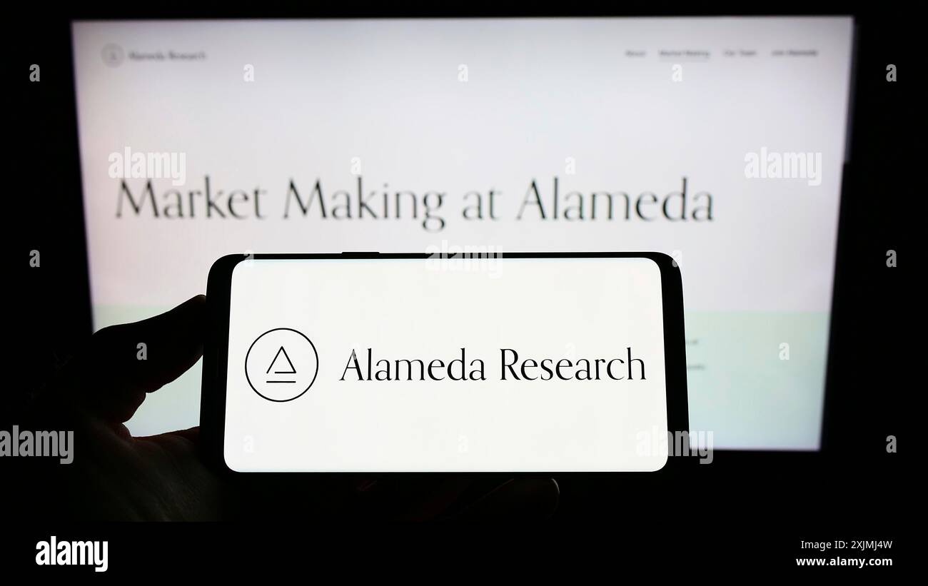 Crypto market research hi-res stock photography and images - Alamy
