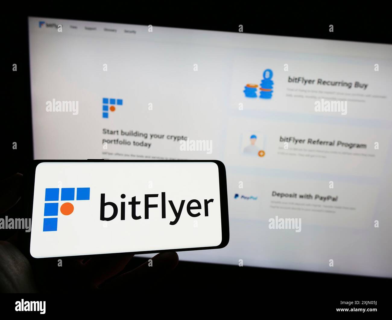 Bitflyer crypto hi-res stock photography and images - Alamy