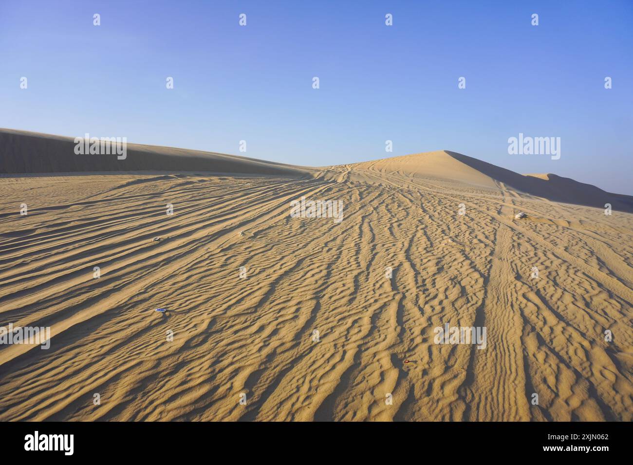 Beautiful desert In Doha, Qatar Stock Photo - Alamy