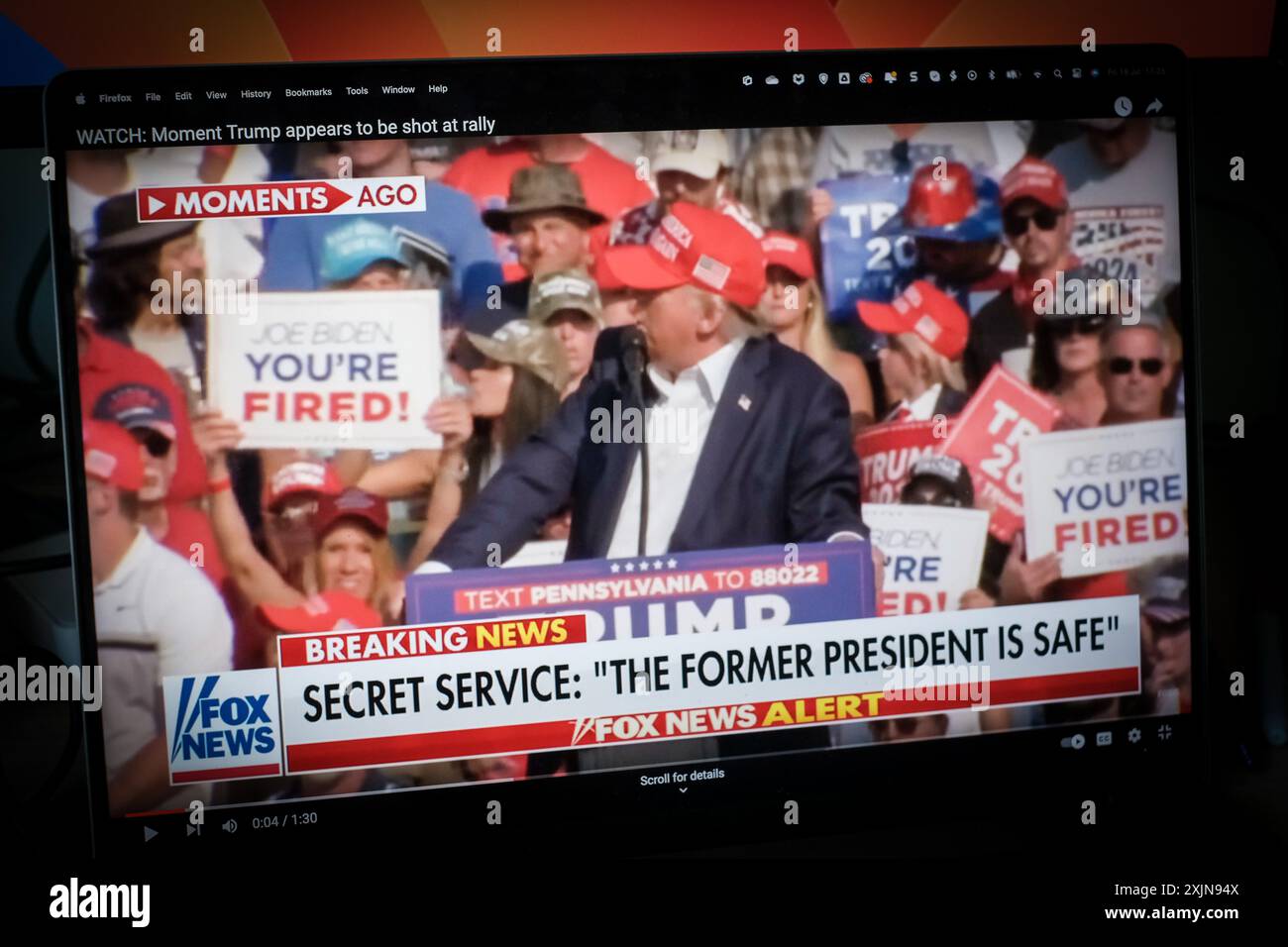 Donald trump shooting attempt hi-res stock photography and images - Alamy