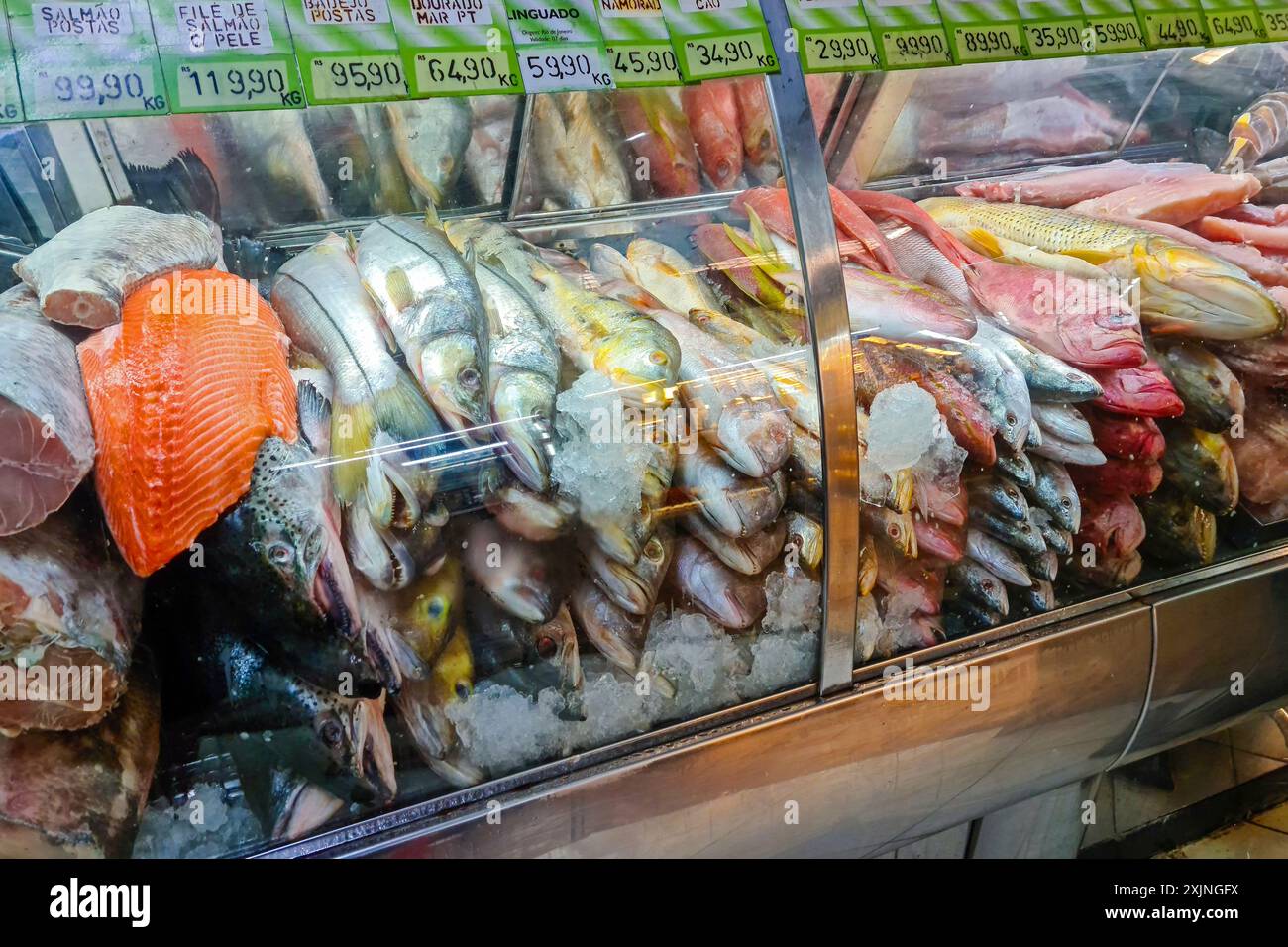 Showcase fresh sea trout fish hi-res stock photography and images - Alamy