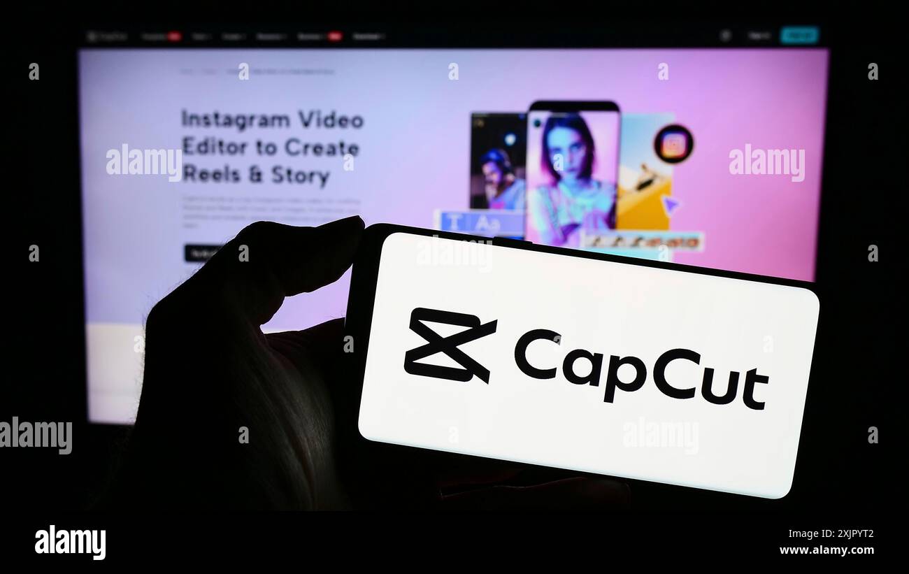 Capcut app logo in mobile hi-res stock photography and images - Alamy
