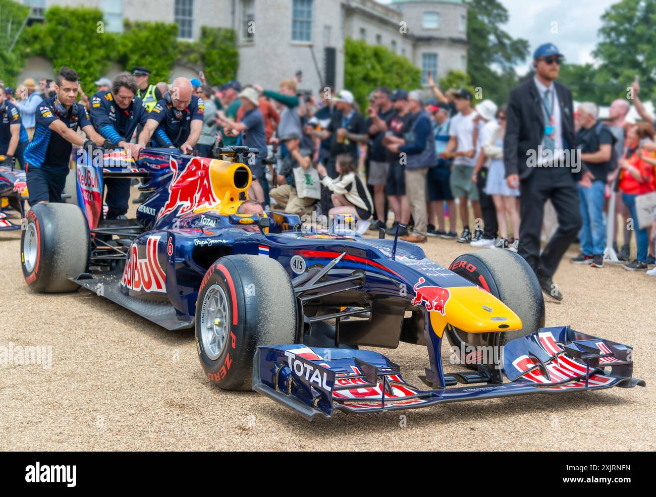 Red Bull Racing Renault RB6 3台セット Red Bull Racing Renault Rb6 none / Tamiya USA