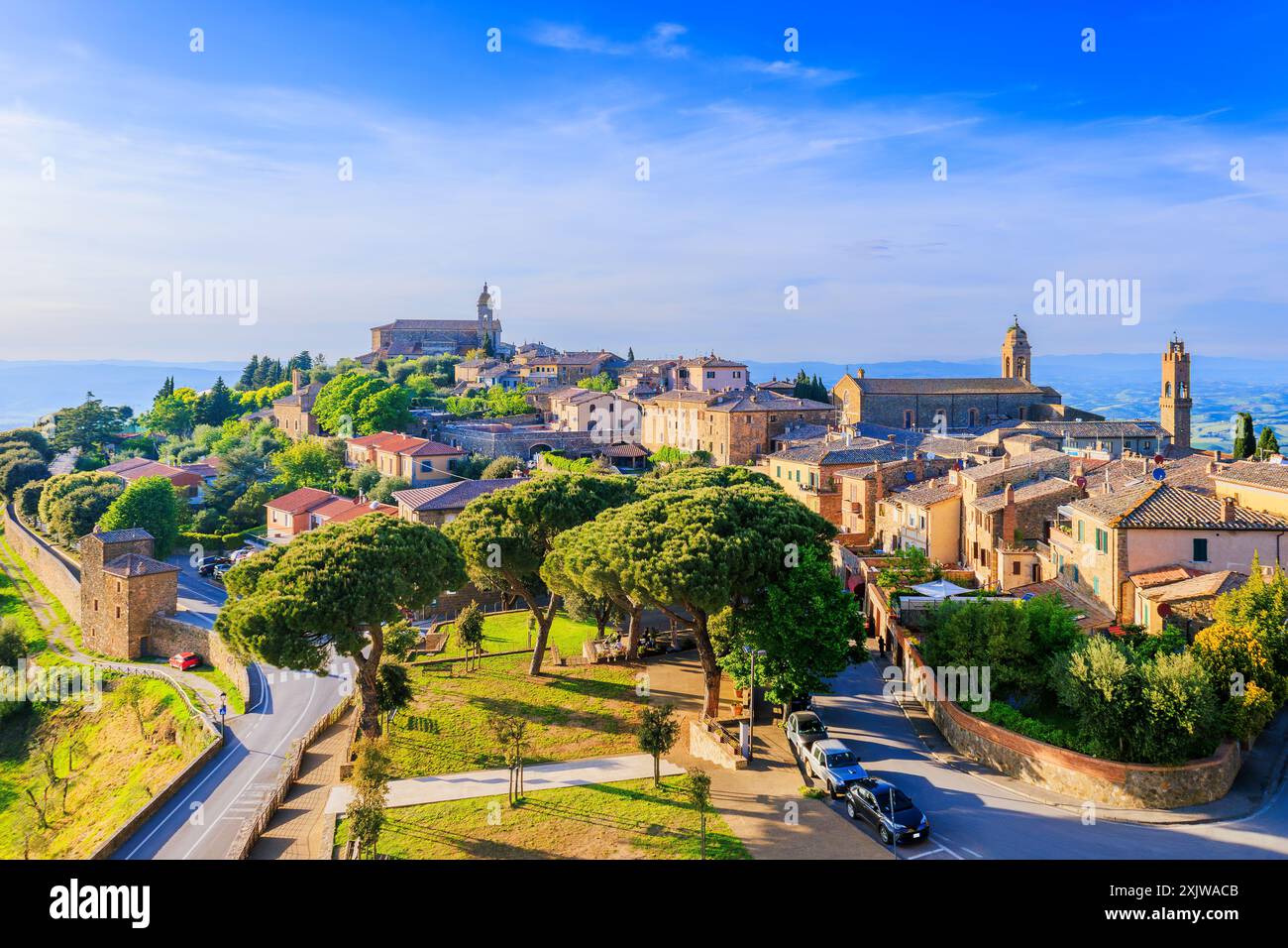 Panorama view medieval town hi-res stock photography and images - Alamy