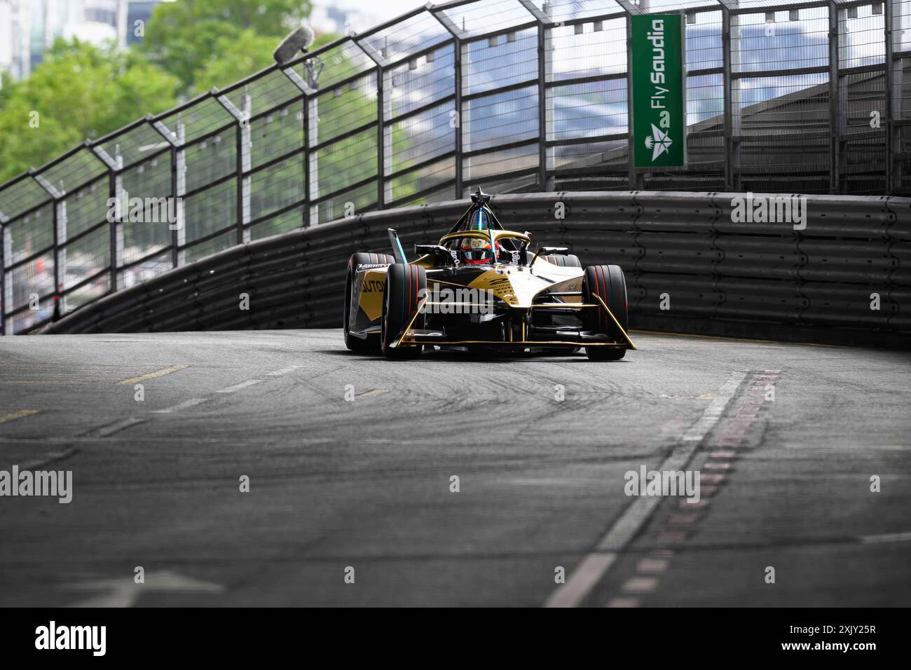 LONDON, UNITED KINGDOM. 20 Jul, 24. Jean-Eric Vergned (France) of Team Ds Penske action in today's Free Practice 2 during 2024 Hankook London E-Prix at The ExCeL on Saturday, July 20, 2024 in LONDON, ENGLAND. Credit: Taka G Wu/Alamy Live News Stock Photo