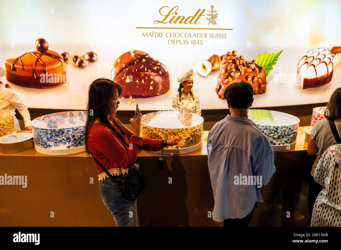 希少！Lindt & Sprüngli Zürich チョコレート紙箱 美術品