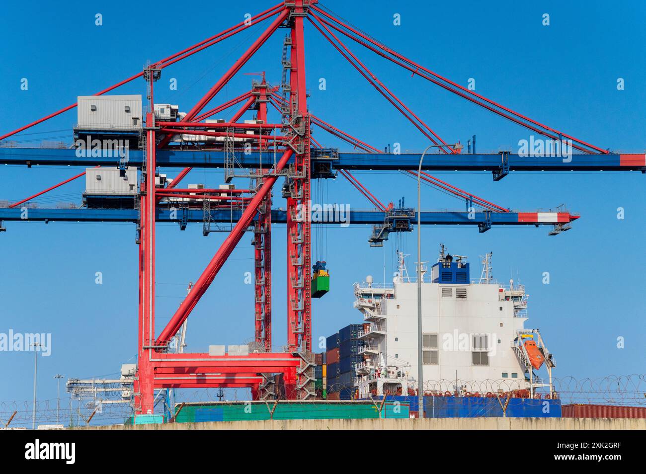 Container Distance Cyprus Cyprus cruise ship terminal hi-res stock photography and images - Alamy