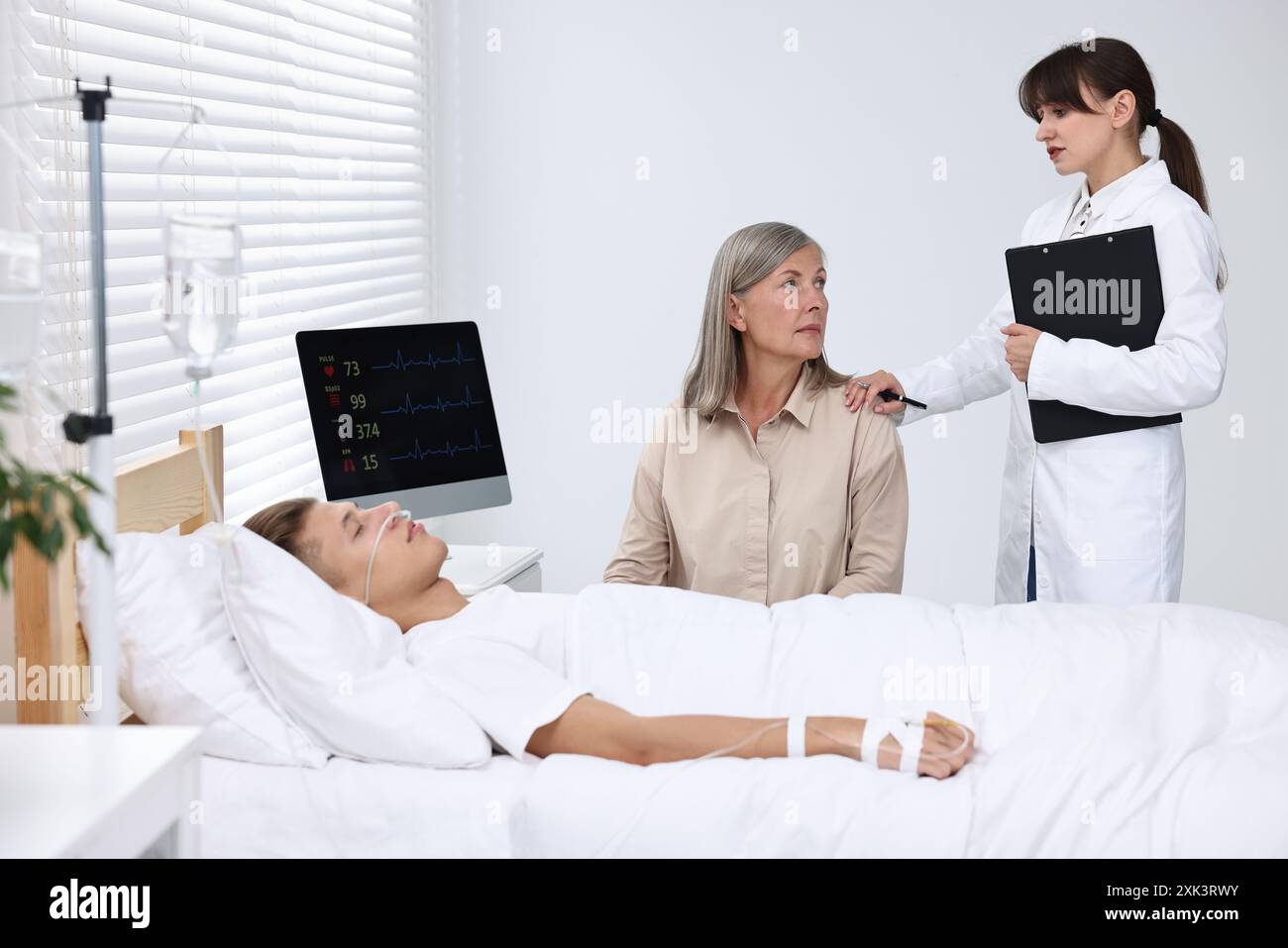 Mature adult doctor sleeping in hi-res stock photography and images - Alamy