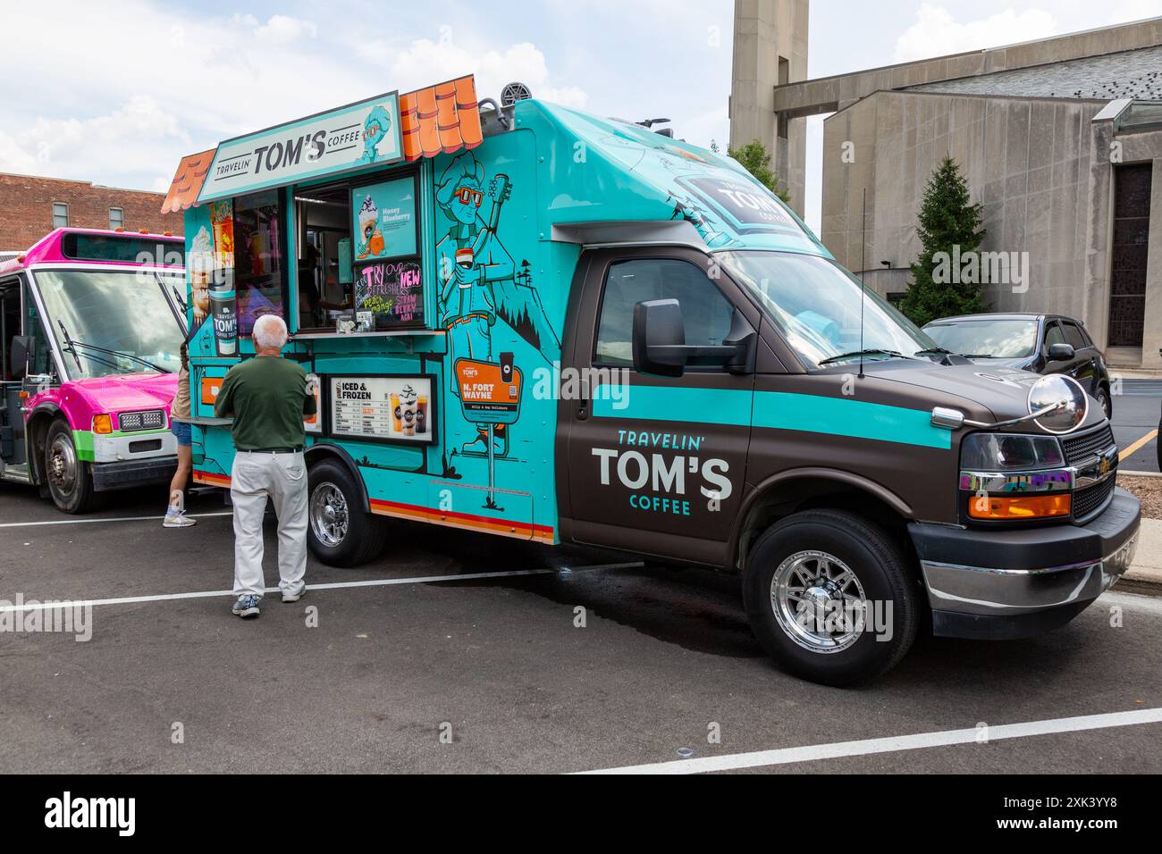 Parking lot for trucks in usa hi-res stock photography and images - Alamy