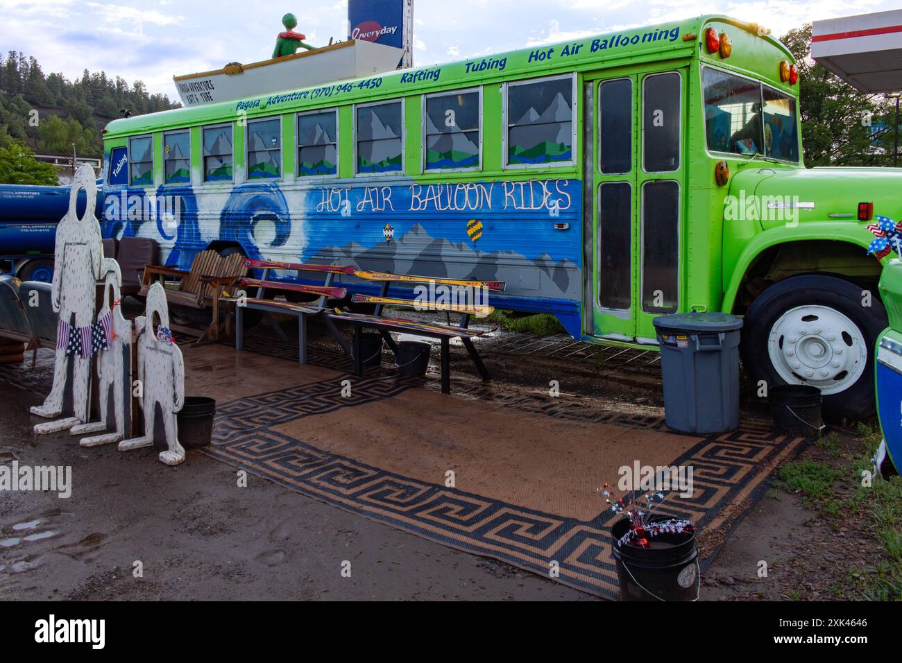 Balloon rides ticket office hi-res stock photography and images - Alamy