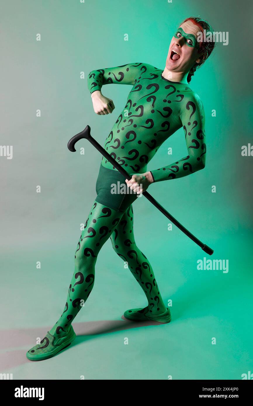 GEEK ART - Bodypainting and Transformaking: Joker meets Riddler ...