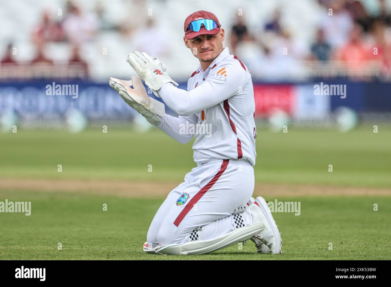 Joshua Da Silva of West Indies applauds his teammates during the Rothesay Test Match day four match England vs West Indies at Trent Bridge, Nottingham, United Kingdom, 21st July 2024  (Photo by Mark Cosgrove/News Images) Stock Photo