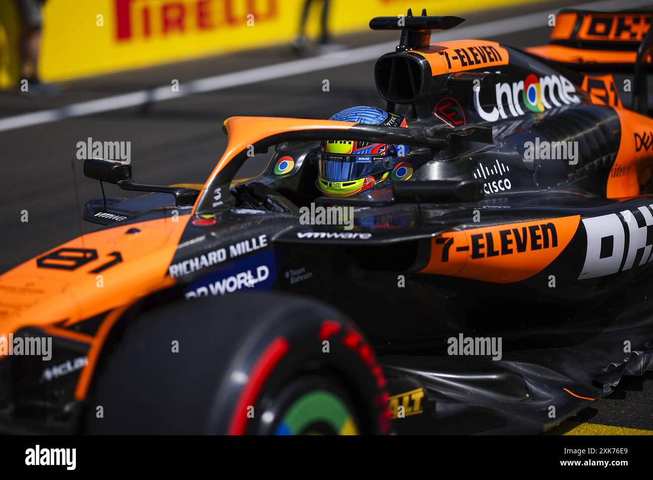 Miniature Minichamps 1/18 McLaren MCL38 - GP Hongrie 2024 - Prévente