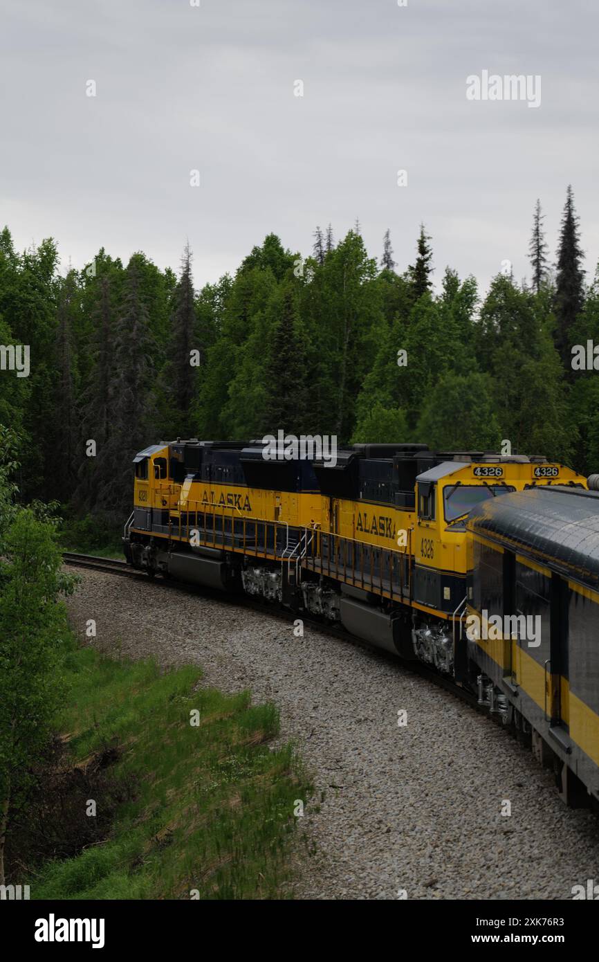 Views of and from the Alaska Railroad’s Denali Star train from ...