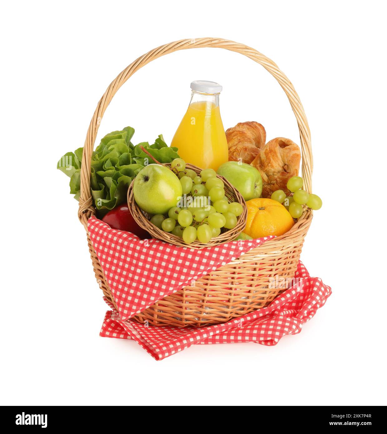 Picnic wicker basket with checkered napkin, food and juice isolated on ...