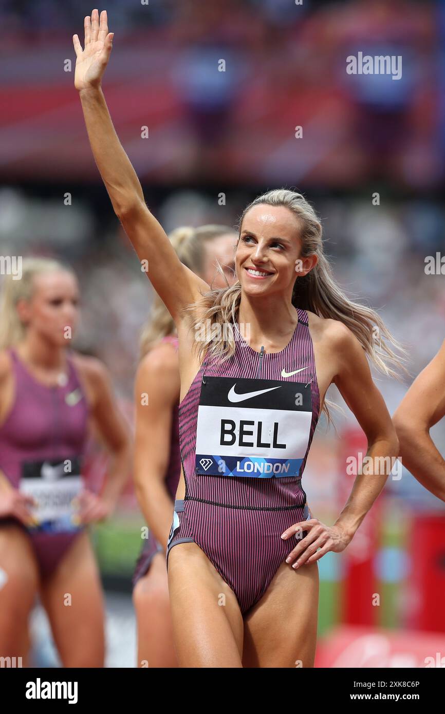 BELL (Great Britain) at the start of the Women's 800m Final at
