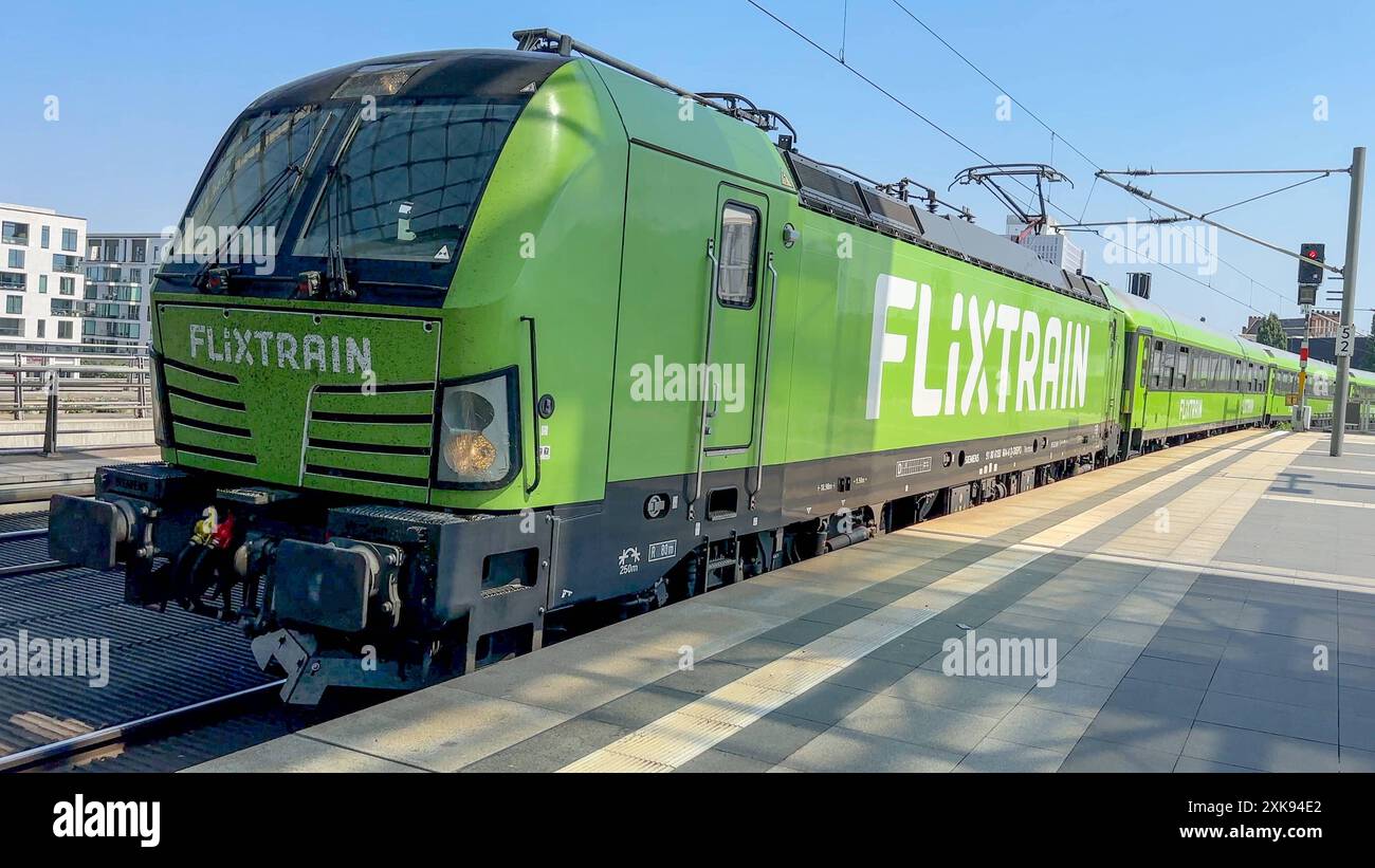 Best HD Pictures about  Flixtrain Berlin Leipzig  with No AI Images