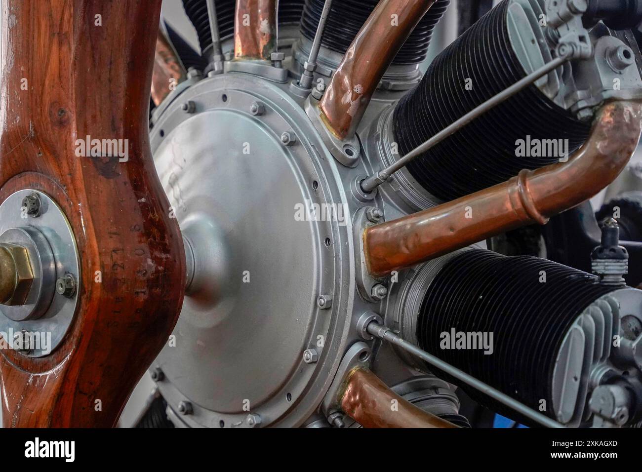 Propeller Engine Inside Vintage airplane propeller detail hi-res stock photography and images ...