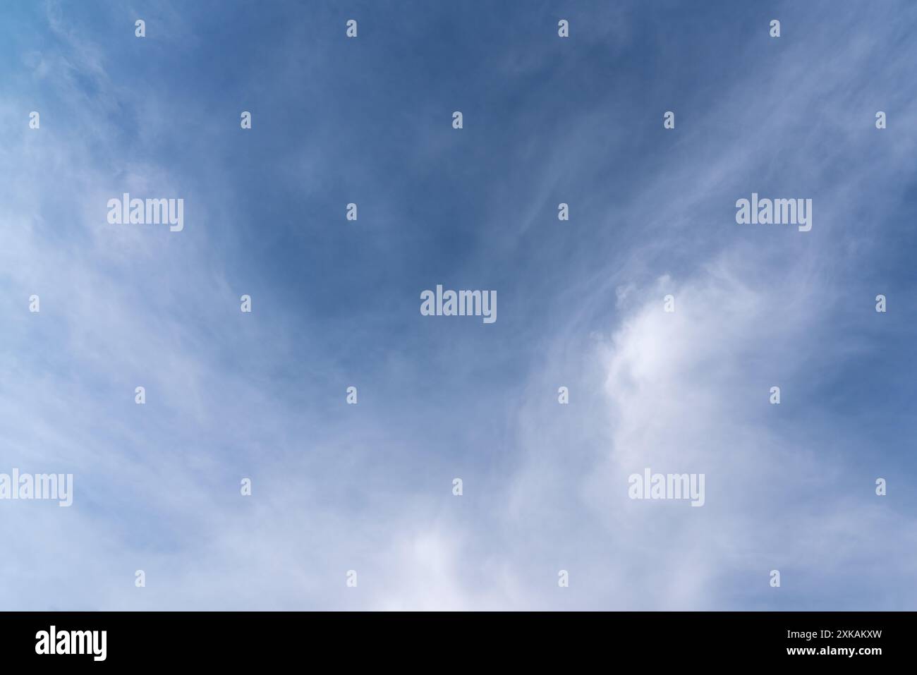 Many big white fluffy clouds hi-res stock photography and images - Alamy