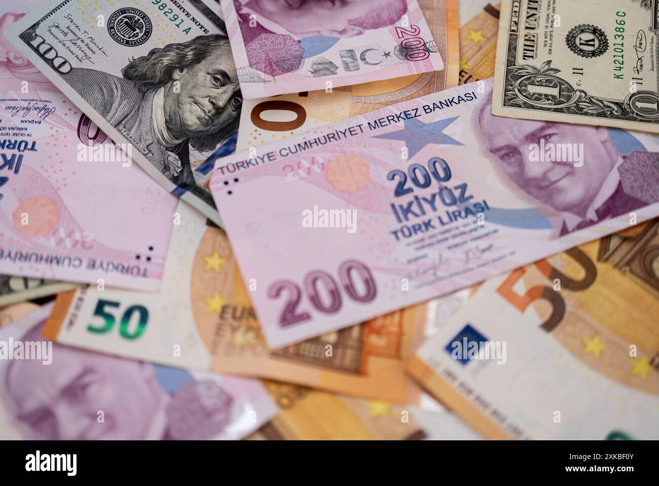 Turkish lira us dollars hi-res stock photography and images - Alamy