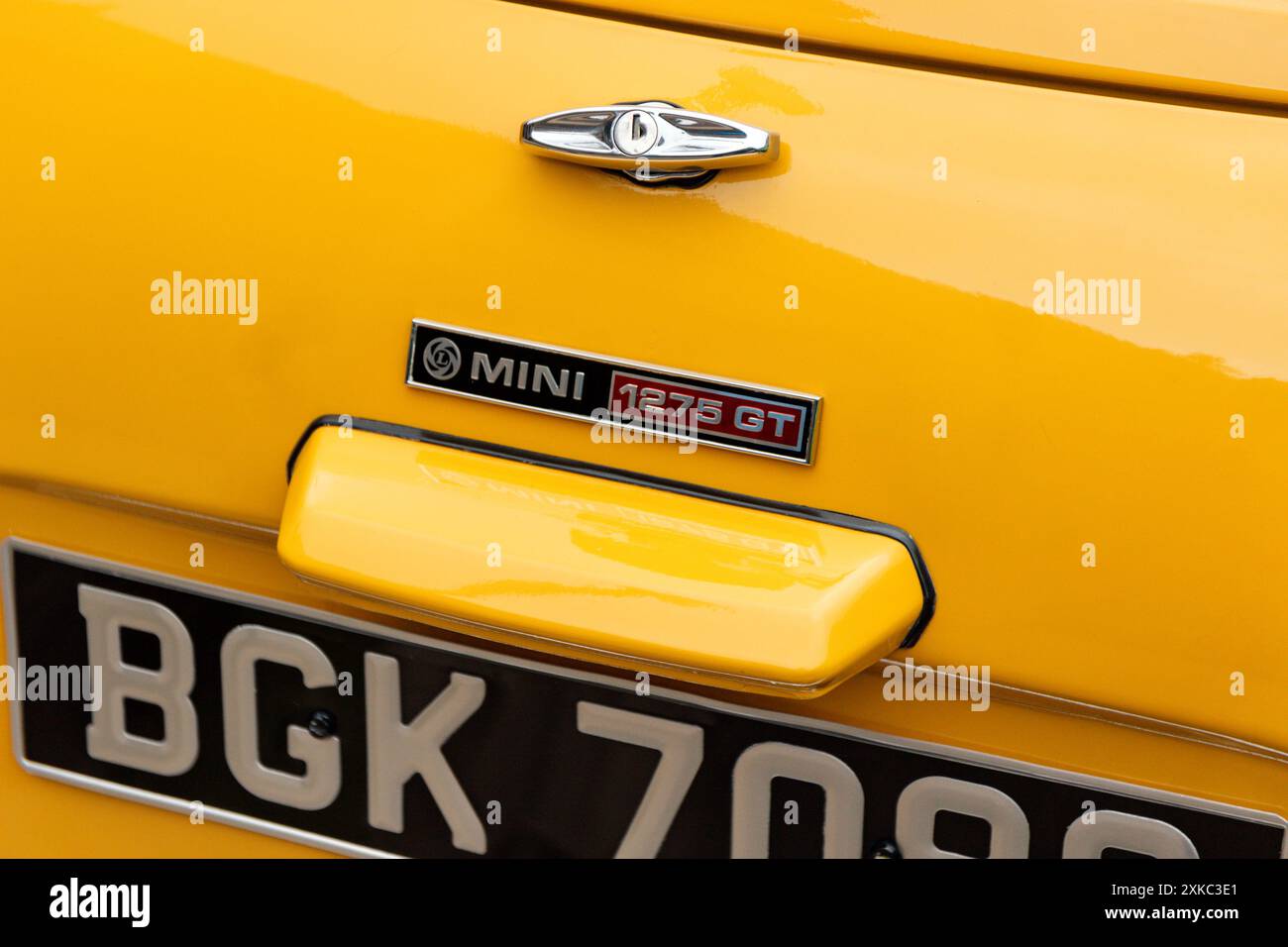 NOW SOLD ** 1980 Mini 1275 GT In Stunning Snapdragon Yellow - Foto 8