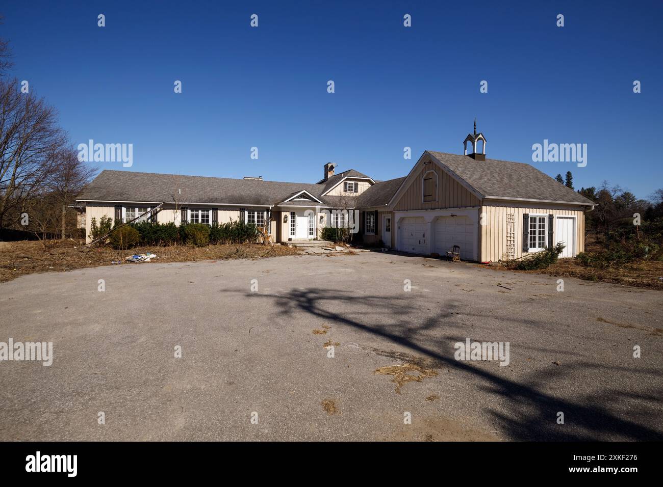 A large abandoned home built in the 1960s. This house has since been ...