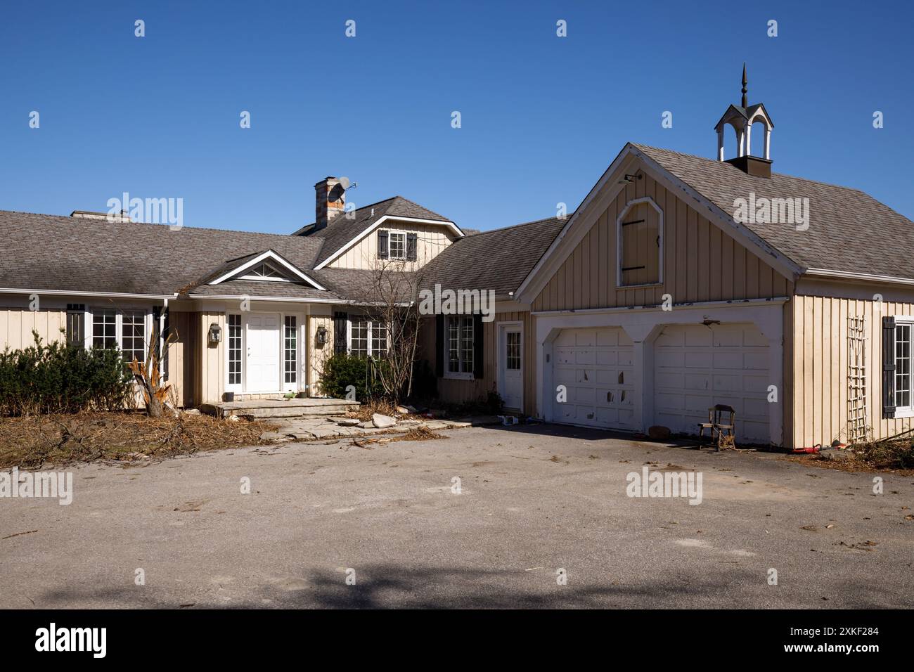 A large abandoned home built in the 1960s. This house has since been ...