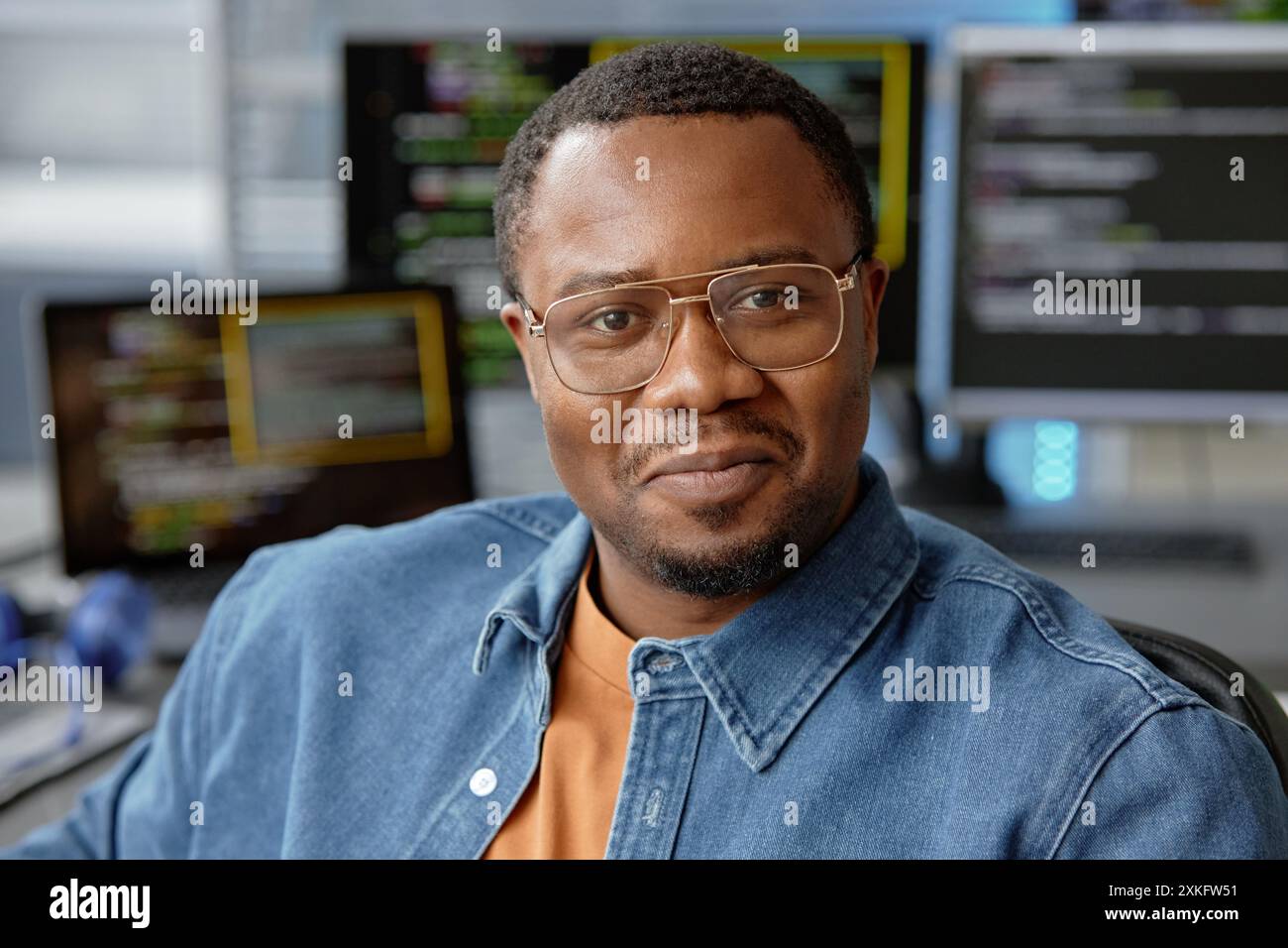 American optical aviator hi-res stock photography and images - Alamy