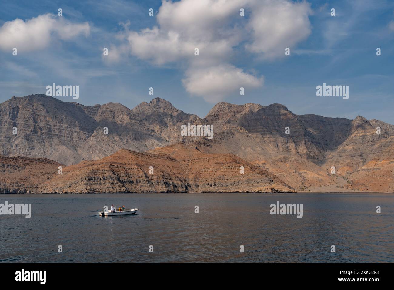 The fjords of oman hi-res stock photography and images - Alamy
