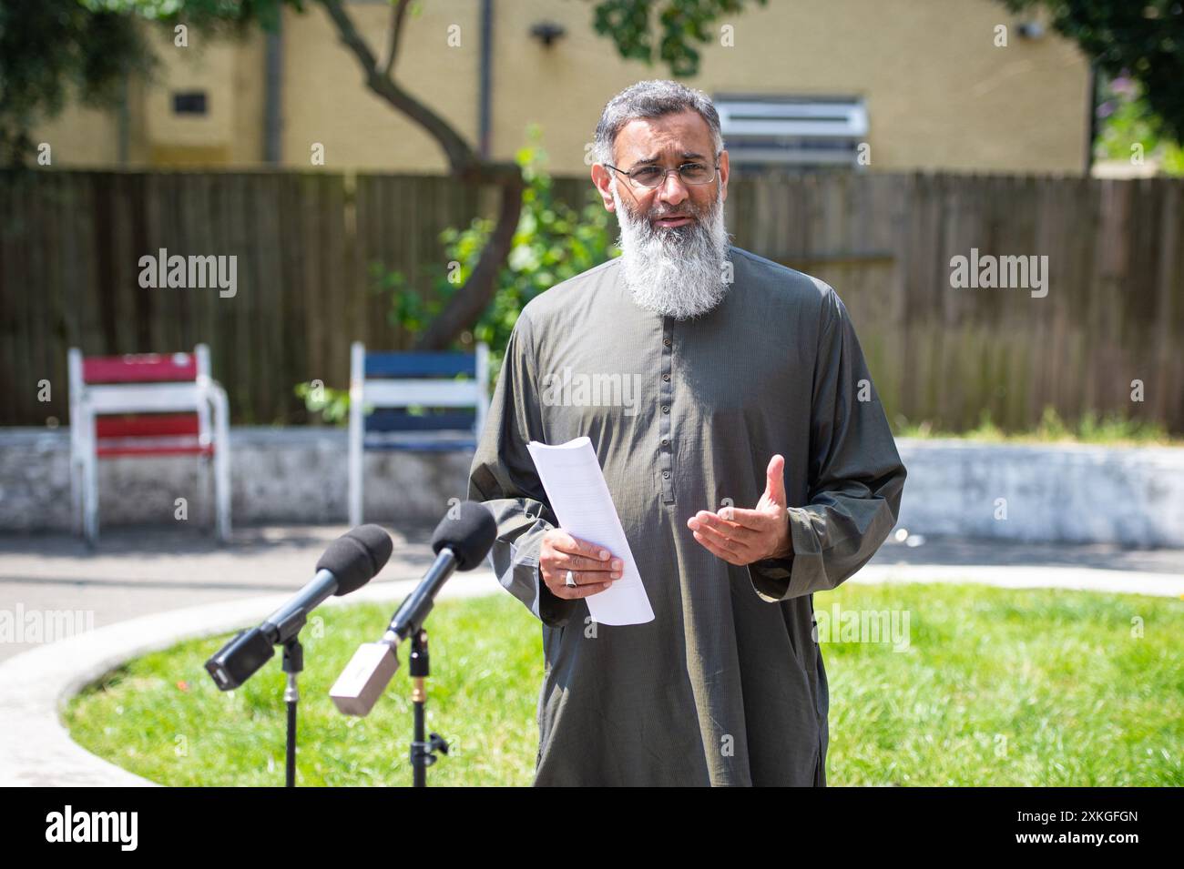 File photo dated 19/7/2021 of Islamist preacher Anjem Choudary, who has been found guilty at Woolwich Crown Court of directing the terrorist organisation Al-Muhajiroun and encouraging support for it through online meetings. Issue date: Tuesday July 23, 2024. Stock Photo